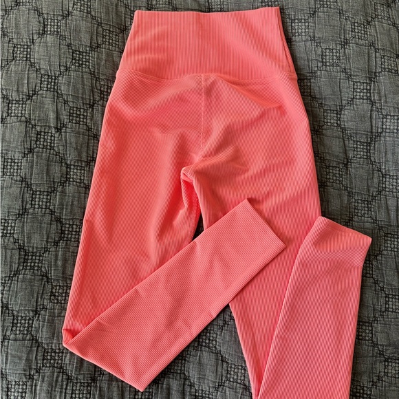 Beach Riot Ribbed Workout Leggings - Picture 3 of 4